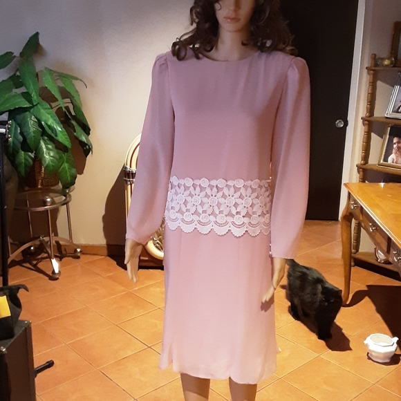 Vintage Blush pink polyeter Dress - Picture 2 of 9